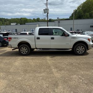 2013 FORD F-150 XLT photo 10