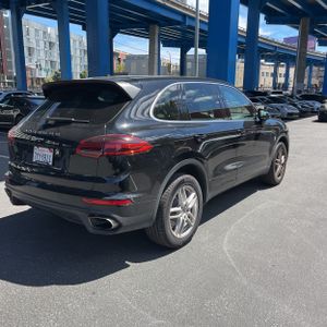 PORSCHE CAYENNE BASE - 8