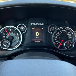 2024 RAM 1500 BIG HORN — миниатюра 40