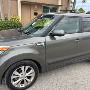 2015 KIA SOUL + 照片 2