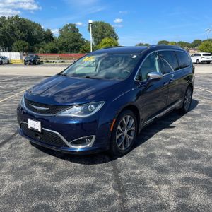 2017 Chrysler PACIFICA LIMITED — фото 1