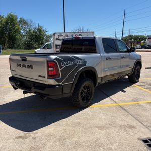 Ram 1500 Rebel Crew Cab 4x4 5'7" Box - 8