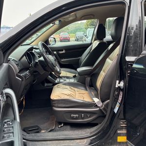 صورة مصغرة 32 لـ 2011 KIA SORENTO EX