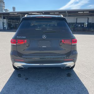 MERCEDES-BENZ GLB - 7