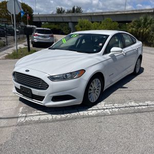 FORD FUSION HYBRID SE - 1
