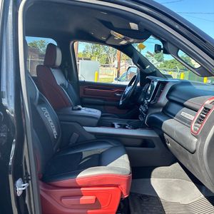 صورة 32 لـ 2019 RAM 1500 REBEL