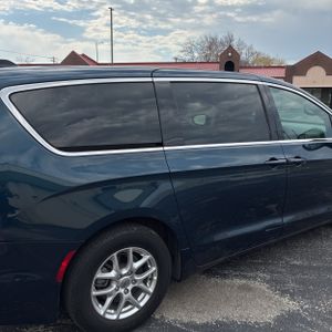 CHRYSLER PACIFICA SELECT - 9