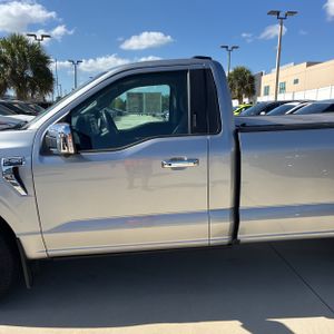 FORD F-150 XLT - 4