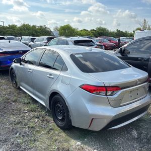 صورة 4 لـ 2021 Toyota COROLLA LE