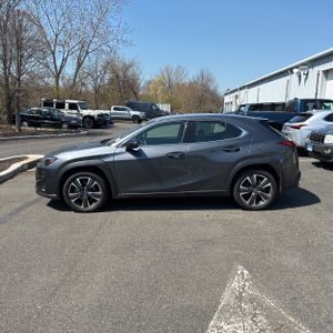 LEXUS UX 250H BASE - 3