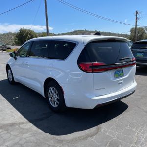 2025 Chrysler PACIFICA SELECT 照片 5