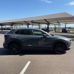صورة 10 لـ 2024 Mazda CX-30 2.5 S CARBON EDITION