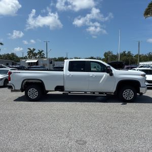 صورة 9 لـ 2025 Chevrolet SILVERADO 2500HD LT