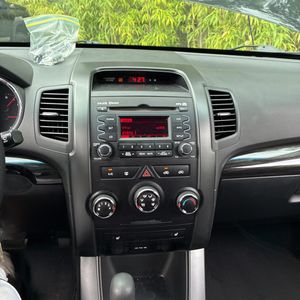 2011 KIA SORENTO LX — миниатюра 36