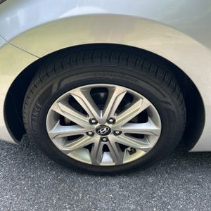 2015 Hyundai ELANTRA SE — миниатюра 17