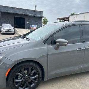 CHRYSLER PACIFICA LIMITED - 2