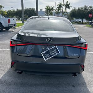 2025 Lexus IS 300 BASE — фото 7