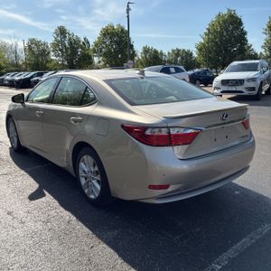 LEXUS ES 300H BASE - 5