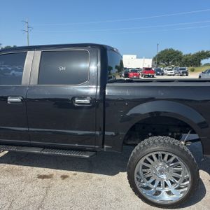 صورة 6 لـ 2019 FORD F-150 XL