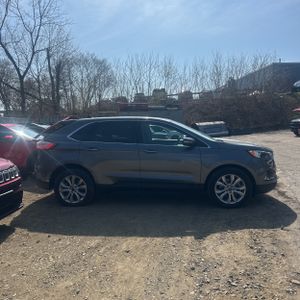 FORD EDGE TITANIUM - 10