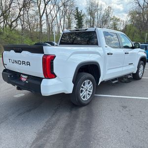 TOYOTA TUNDRA - 8