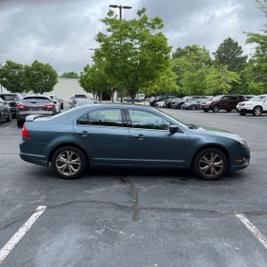 FORD FUSION SE - 10