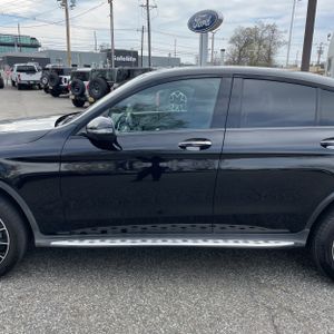 MERCEDES-BENZ GLC - 4