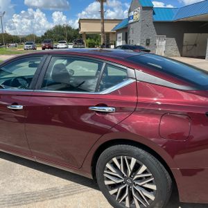 صورة 6 لـ 2025 Nissan ALTIMA SV