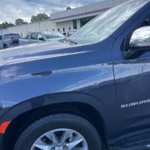 CHEVROLET SUBURBAN PREMIER - 2