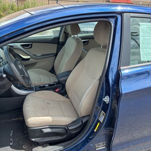 2015 Hyundai ELANTRA SE — миниатюра 32