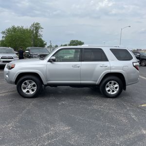 TOYOTA 4RUNNER - 3