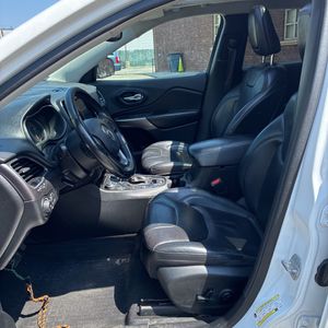 2019 JEEP CHEROKEE LIMITED 缩略图 30