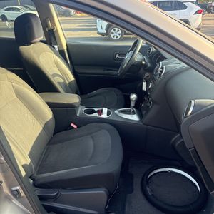 2011 Nissan ROGUE S — миниатюра 32