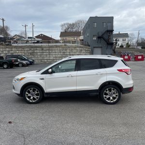 FORD ESCAPE TITANIUM - 3