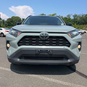 2021 Toyota RAV4 XLE — миниатюра 14