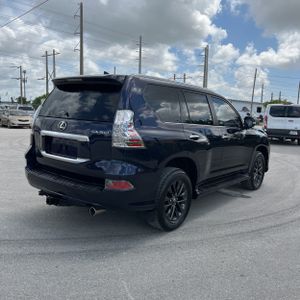 صورة 8 لـ 2023 Lexus GX 460 BASE