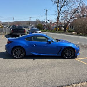 SUBARU BRZ LIMITED - 10