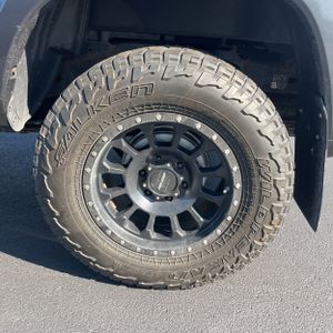 2017 Toyota TACOMA TRD SPORT 照片 18