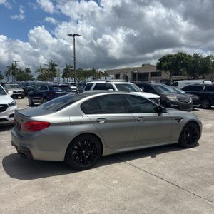 BMW M5 COMPETITION - 10