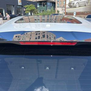صورة 16 لـ 2018 Porsche MACAN BASE