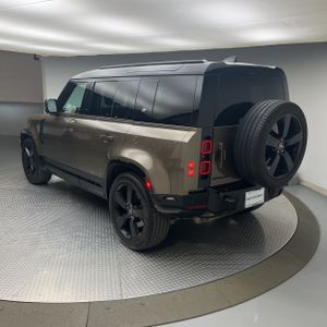 صورة 5 لـ 2024 LAND Rover DEFENDER 110 P400 X-DYNAMIC SE