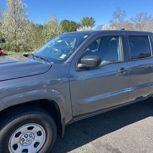 NISSAN FRONTIER S - 2