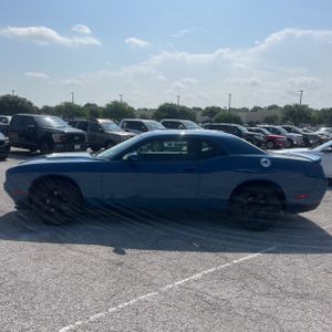 DODGE CHALLENGER SXT - 3