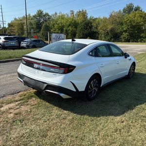 2026 Hyundai SONATA HYBRID BLUE 照片 8