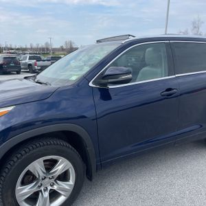 TOYOTA HIGHLANDER - 2