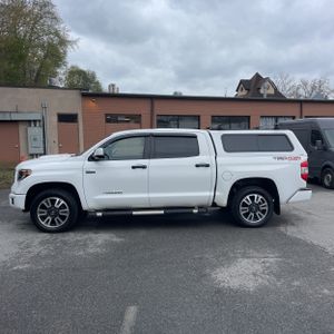 TOYOTA TUNDRA - 3