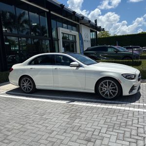 2022 Mercedes-BENZ E-CLASS 照片 10