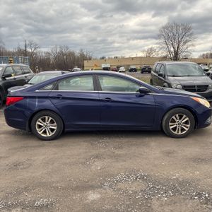 HYUNDAI SONATA GLS - 10