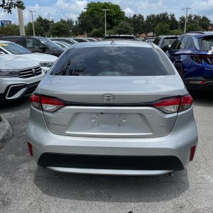 صورة 7 لـ 2021 Toyota COROLLA LE