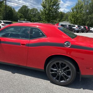 صورة 6 لـ 2021 Dodge CHALLENGER GT